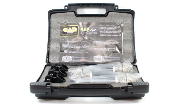 D38x3 Supercardioid Dynamic Microphone